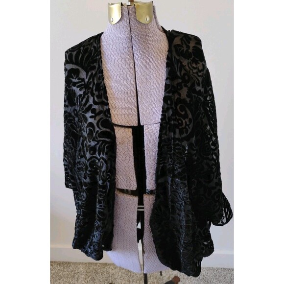 Black Velvet Jacket Shrug Size M Black Burn Out Cocktail Party Wedding EUC - Picture 2 of 10